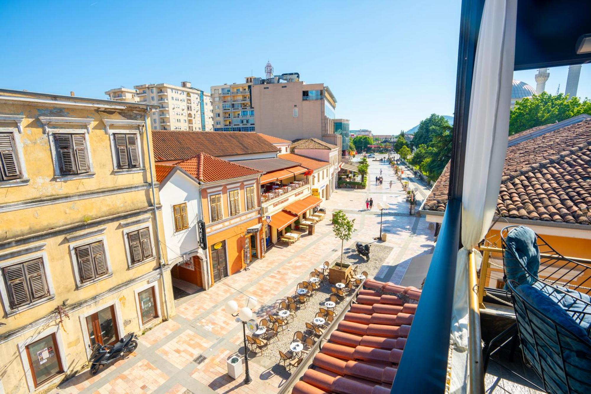 Terrace Hostel & Lounge Bar Shkodër 외부 사진