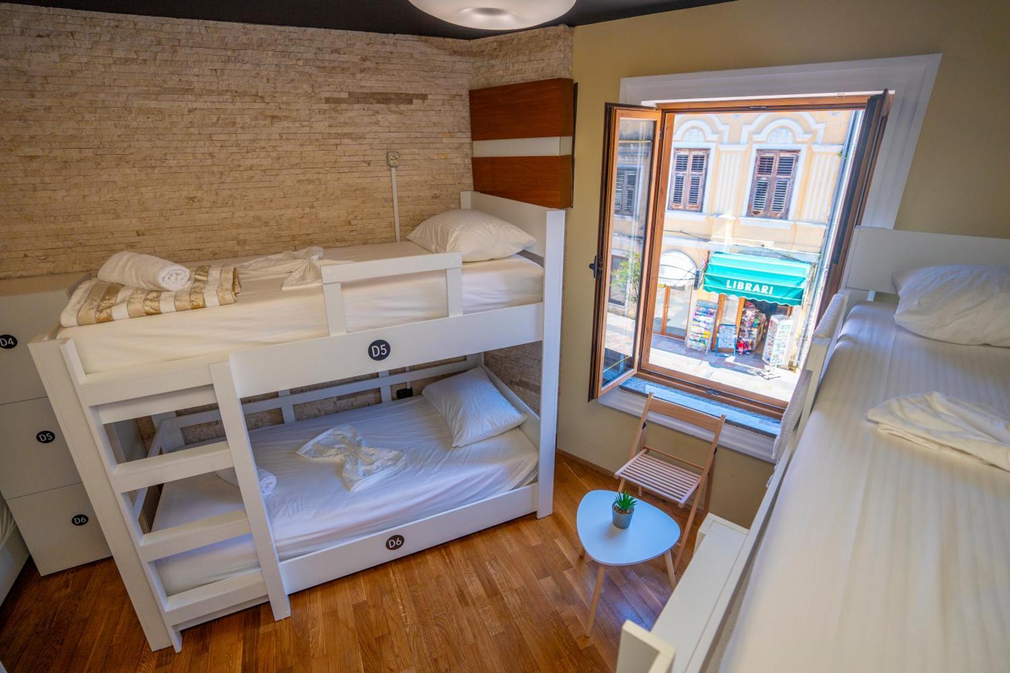 Terrace Hostel & Lounge Bar Shkodër 외부 사진