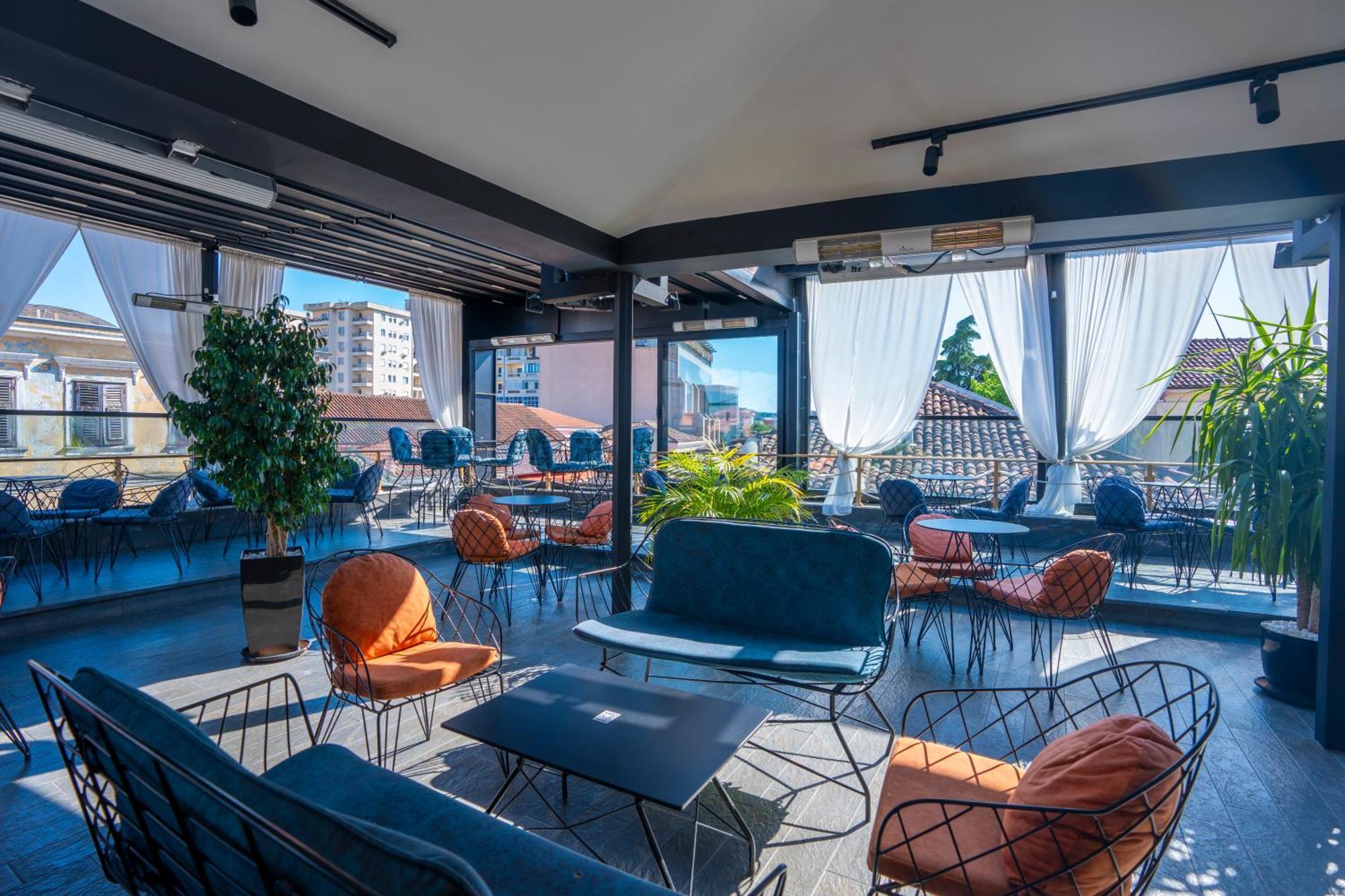 Terrace Hostel & Lounge Bar Shkodër 외부 사진