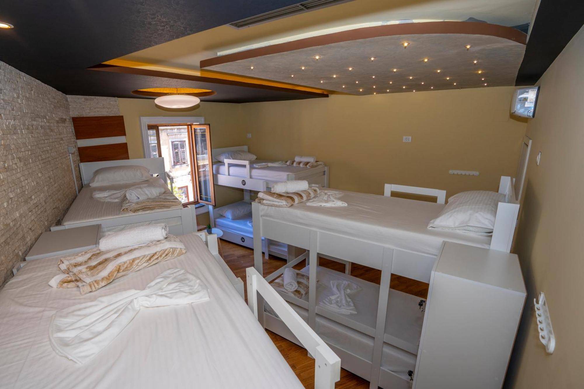 Terrace Hostel & Lounge Bar Shkodër 외부 사진