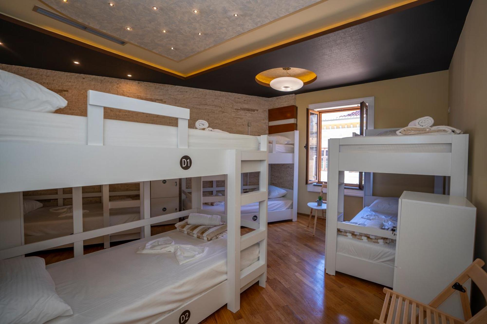 Terrace Hostel & Lounge Bar Shkodër 외부 사진